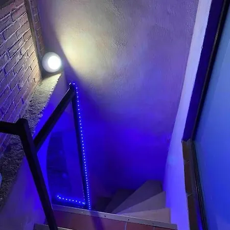 Apartamento Le Nightflyer T2 Atypique De Brique Et En Cave